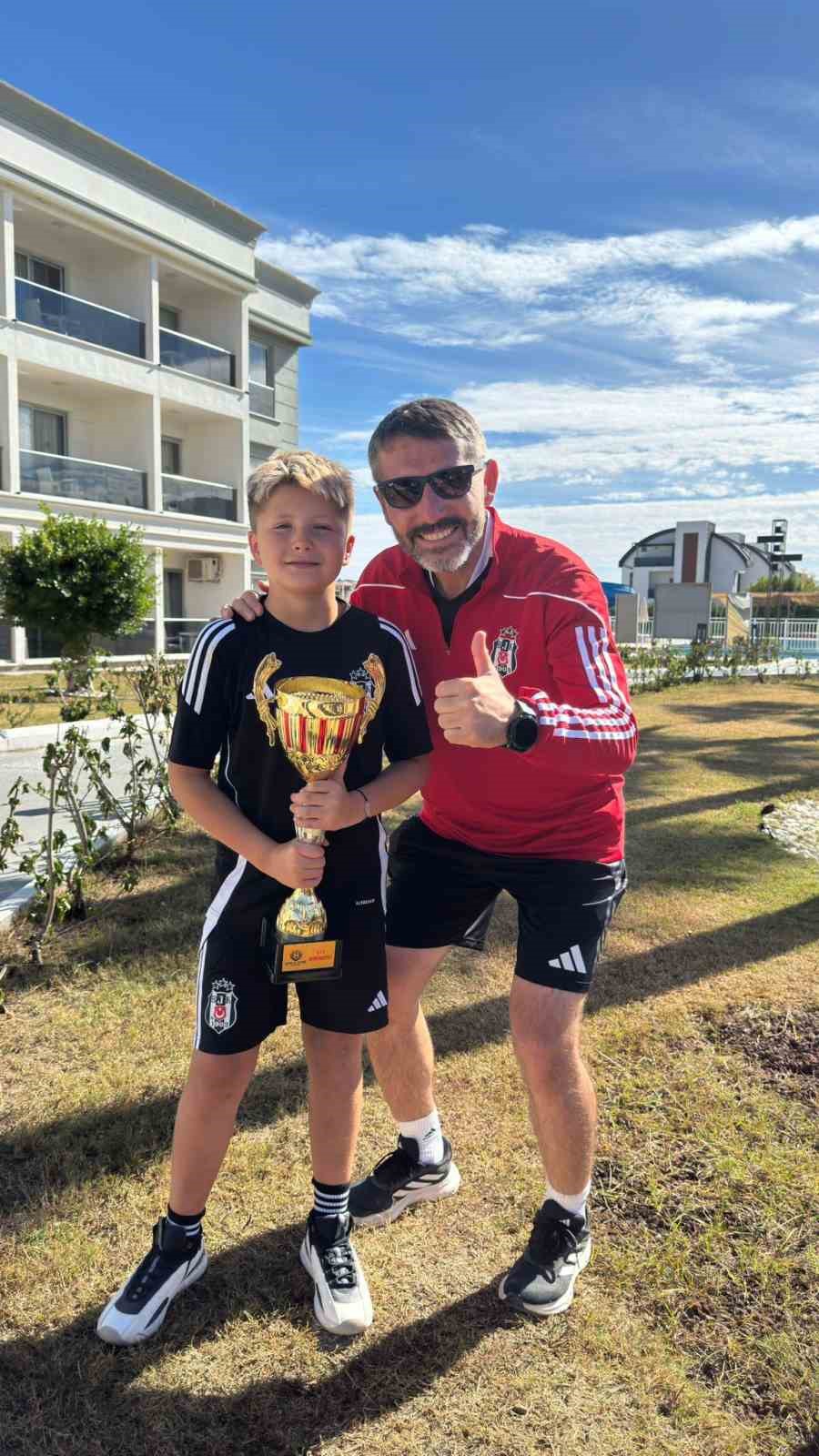 Beşiktaş U-11 Takımı&rsquo;nın kalecisi Doruk Subaşıoğlu turnuvanın yıldızı oldu
