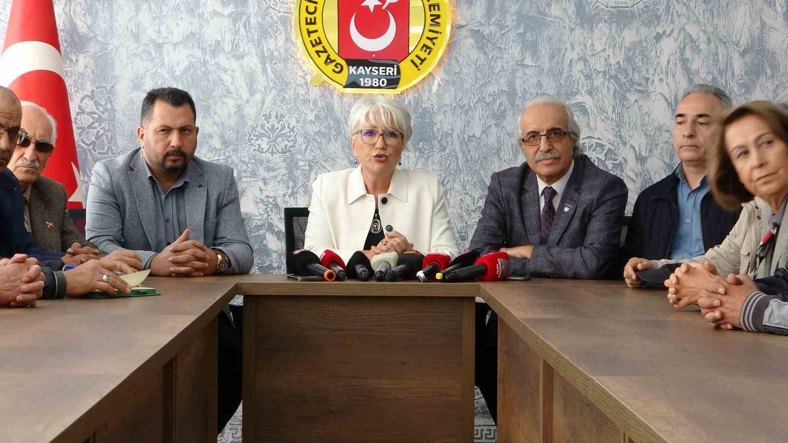 Sema Karaoğlu: “Anayasamızın ilk dört maddesi, Cumhuriyetimizin ve demokrasimizin teminatıdır”
