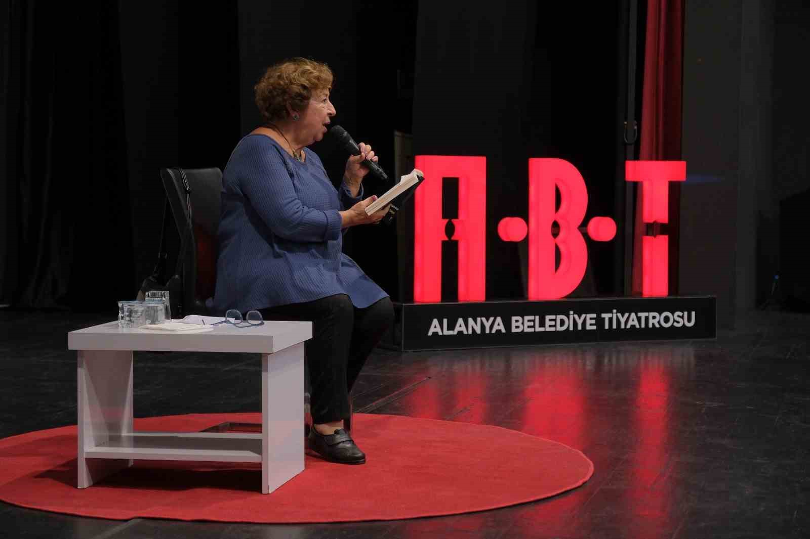 Alanya Kitap Fuarı’na büyük ilgi
