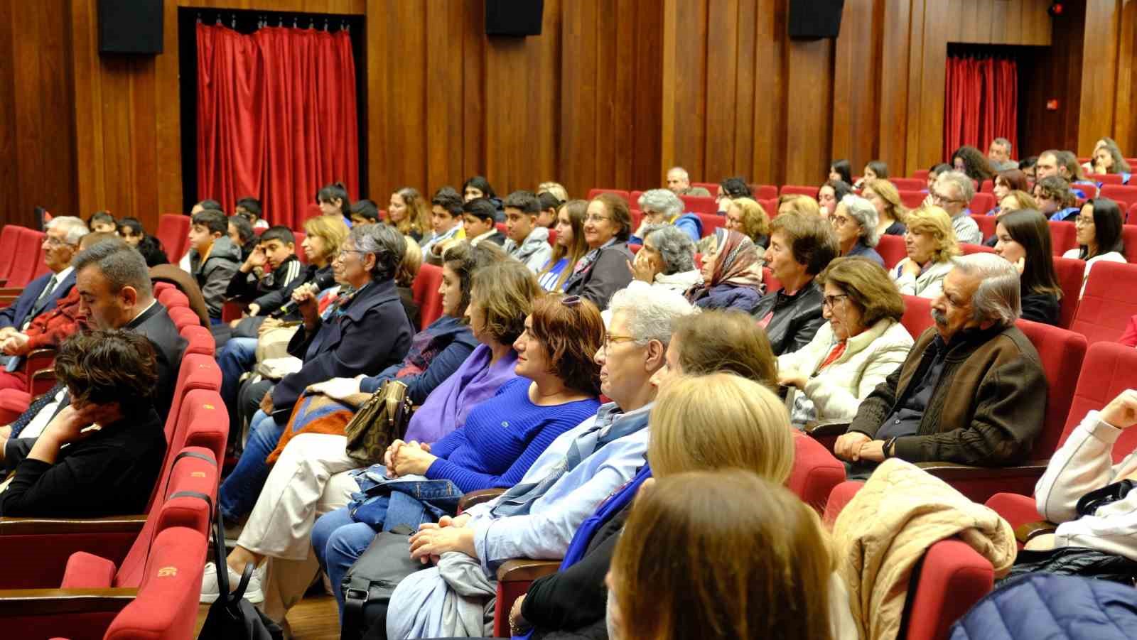 Türkan Saylan Bursa’da anıldı
