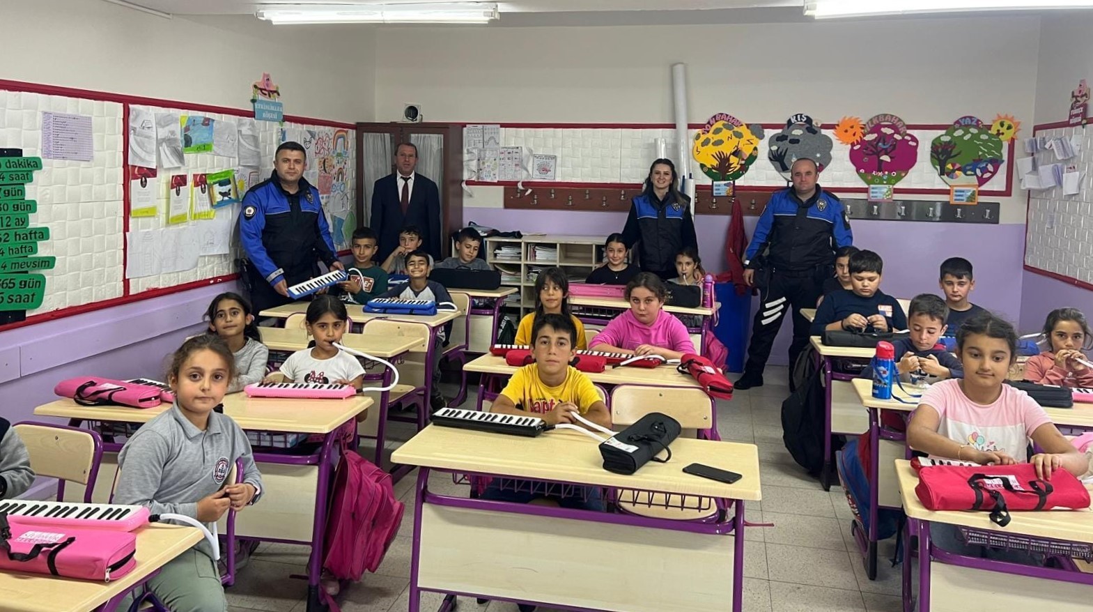 Çocuklar müzikle sosyalleşiyor