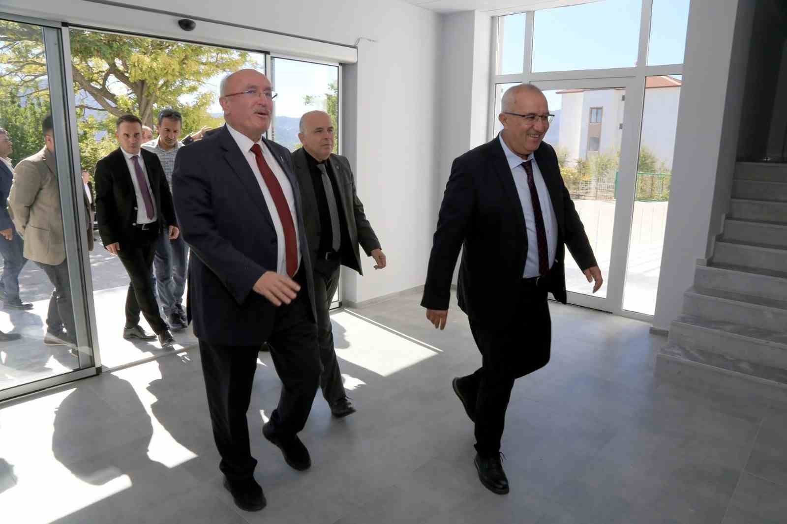 &Ccedil;ameli Halk K&uuml;t&uuml;phanesi ve Gen&ccedil;lik Merkezi i&ccedil;in geri sayım başladı
