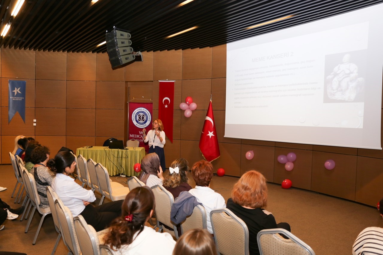 Küçükçekmece Belediyesi’nden personele ‘meme kanseri’ semineri
