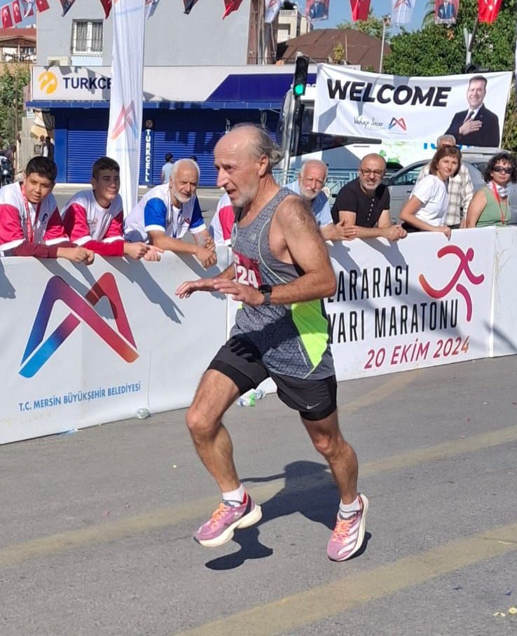 Uluslararası maratonda birincilik kürsüsü Sakaryalı sporcunun
