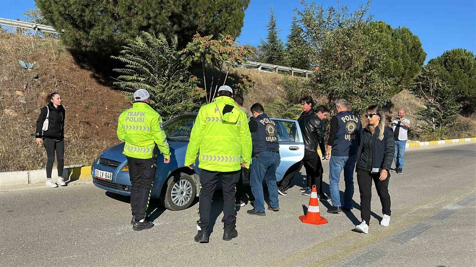 Uşak polisi asayiş uygulamalarını aralıksız sürdürüyor
