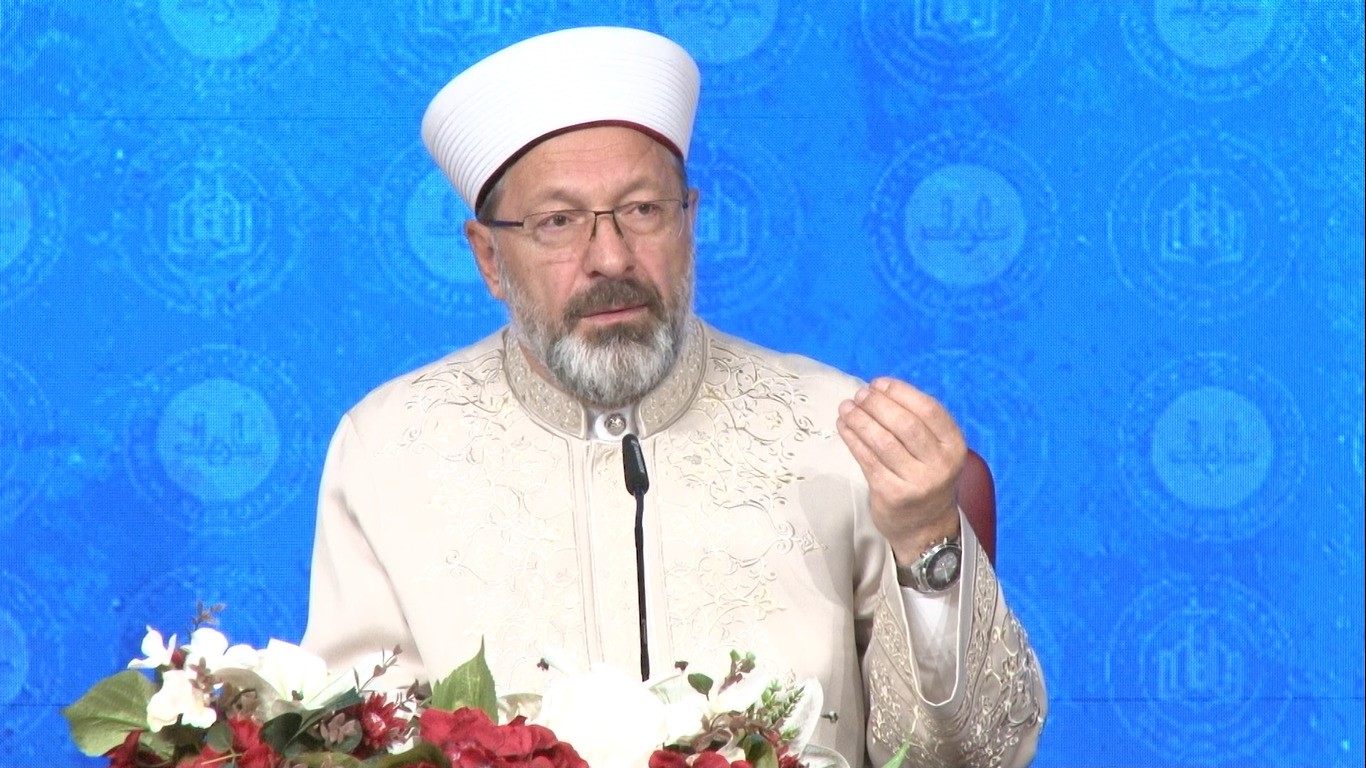 Diyanet İşleri Başkanı Erbaş: “30 sene önce Bosna Hersek’te yaptıklarını bugün Gazze’de yapıyorlar”