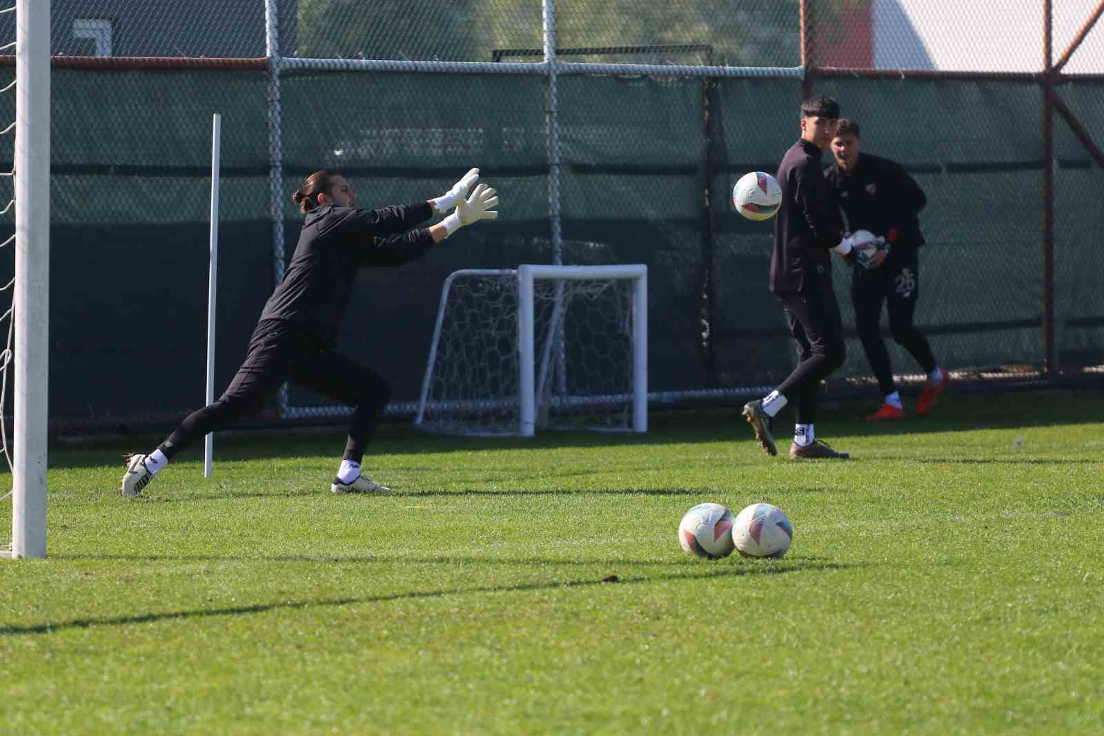 Ufuk Kahraman: "Lig zor, güçlü futbol oynayan takım yok"
