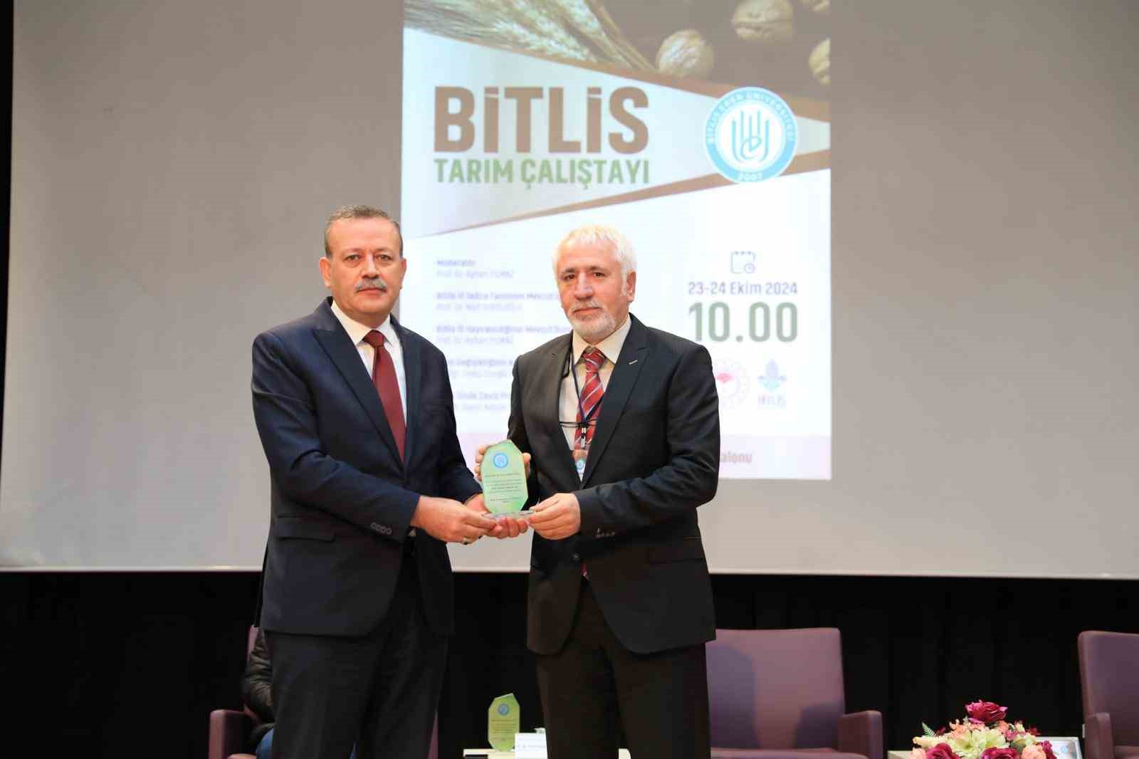 Bitlis Eren &Uuml;niversitesi&rsquo;nde &lsquo;Tarımın geleceği &ccedil;alıştayı&rsquo; d&uuml;zenlendi
