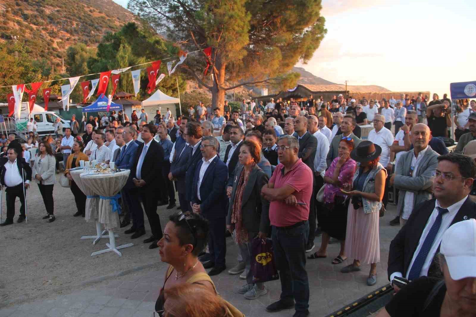 Fethiye &Ouml;l&uuml;deniz Hava Oyunları Festivali t&ouml;renle başladı
