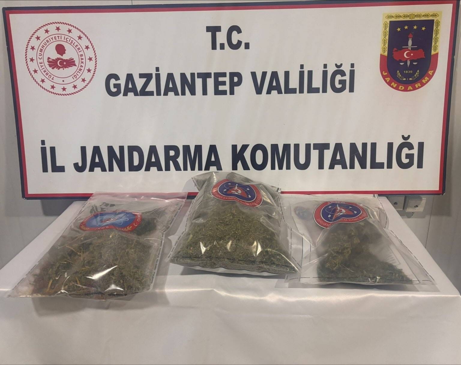 Gaziantep’te 1 kilo esrar ele geçirildi