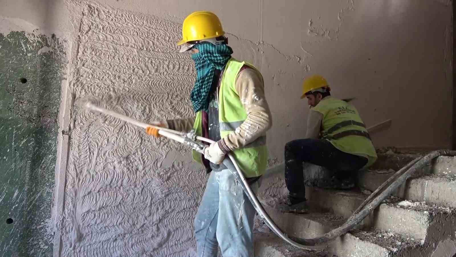 T&uuml;rkiye&rsquo;nin en b&uuml;y&uuml;k şantiyesinde binlerce iş&ccedil;i &ccedil;alışıyor
