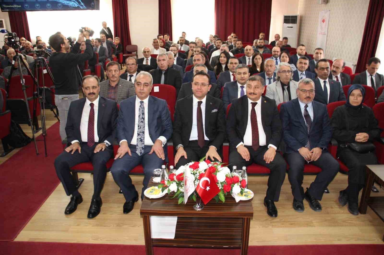Bakan Yardımcısı Gizligider: &ldquo;Gerekli tedbirleri almazsak su fakiri &uuml;lke olacağız&rdquo;
