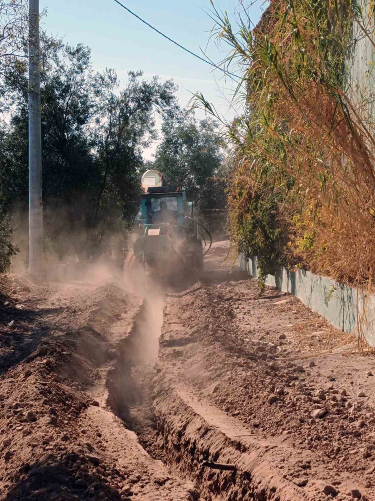 Fethiye’de eskiyen içme suyu hatları yenileniyor
