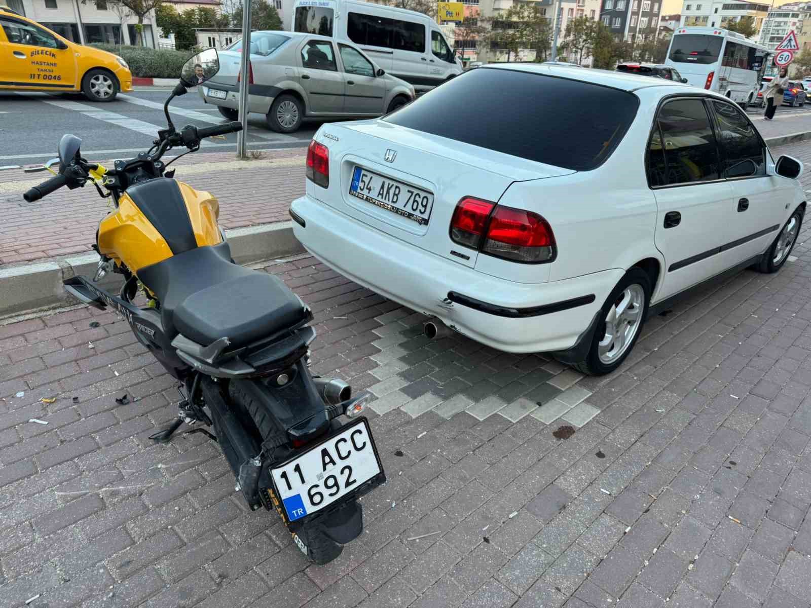 Bilecik&rsquo;te meydana gelen zincirleme trafik kazasında 1 kişi yaralandı
