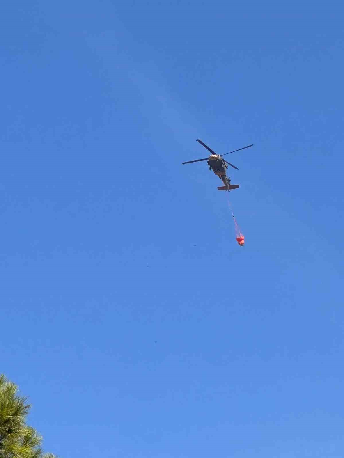 Denizli&rsquo;deki yangına 6 helikopterle m&uuml;dahale ediliyor
