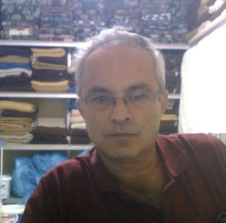 Kediye &ccedil;arpıp &ouml;ld&uuml;, cenazesi saatler sonra bulundu
