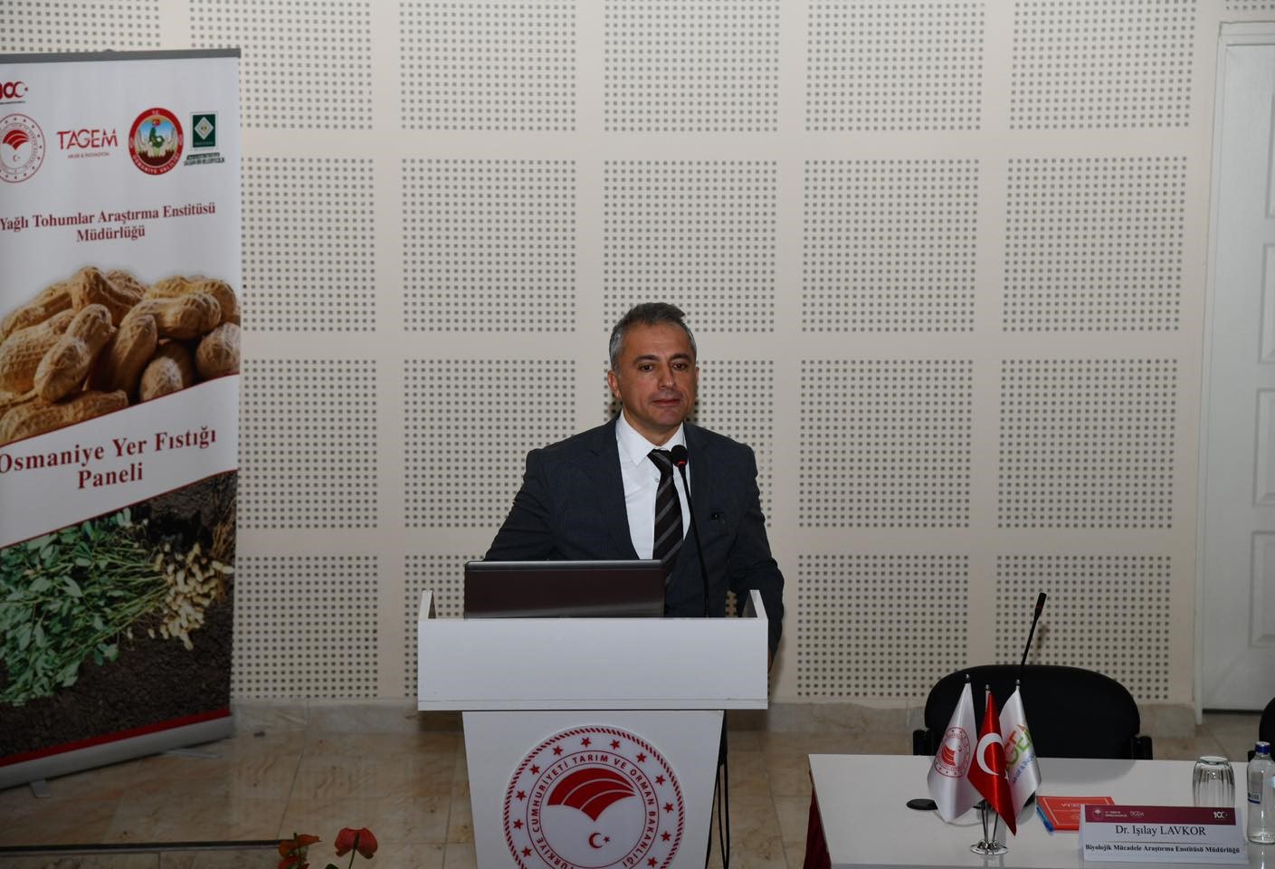 Osmaniye&rsquo;de yerfıstığı paneli d&uuml;zenlendi
