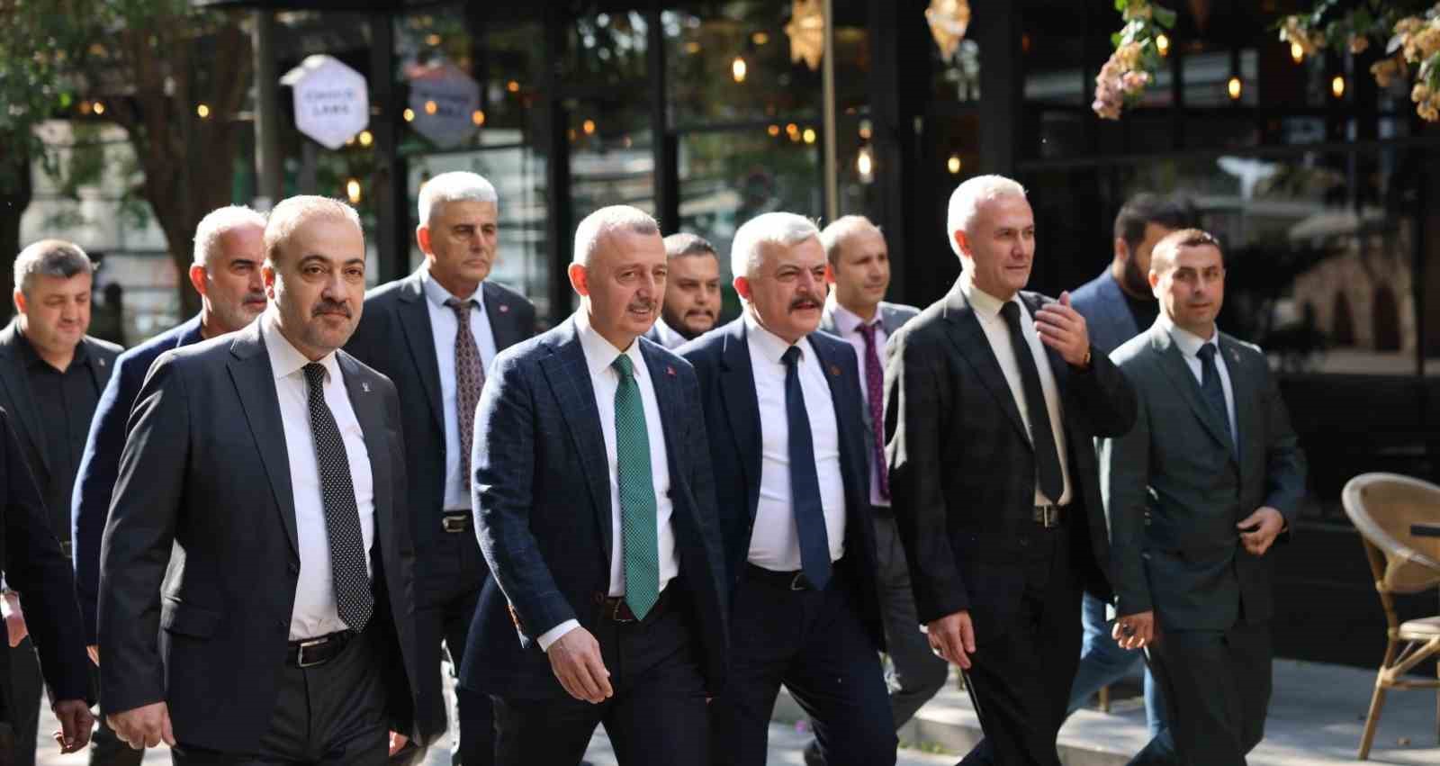 Ankara&rsquo;daki saldırıya y&ouml;nelik Başkan B&uuml;y&uuml;kakın: "Atalarımız nasıl pes etmediyse bizler de pes etmeyeceğiz"
