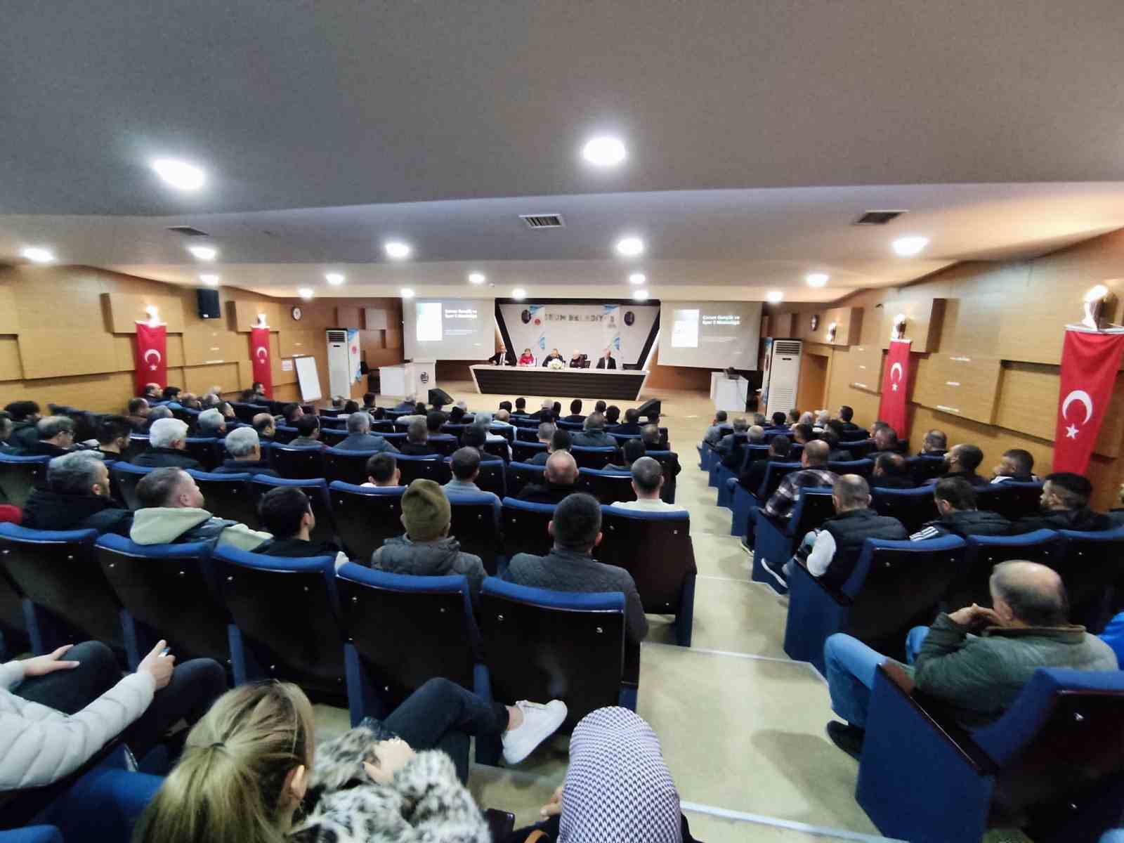 Denetimli serbestlik y&uuml;k&uuml;ml&uuml;leri milli sporcularla buluştu
