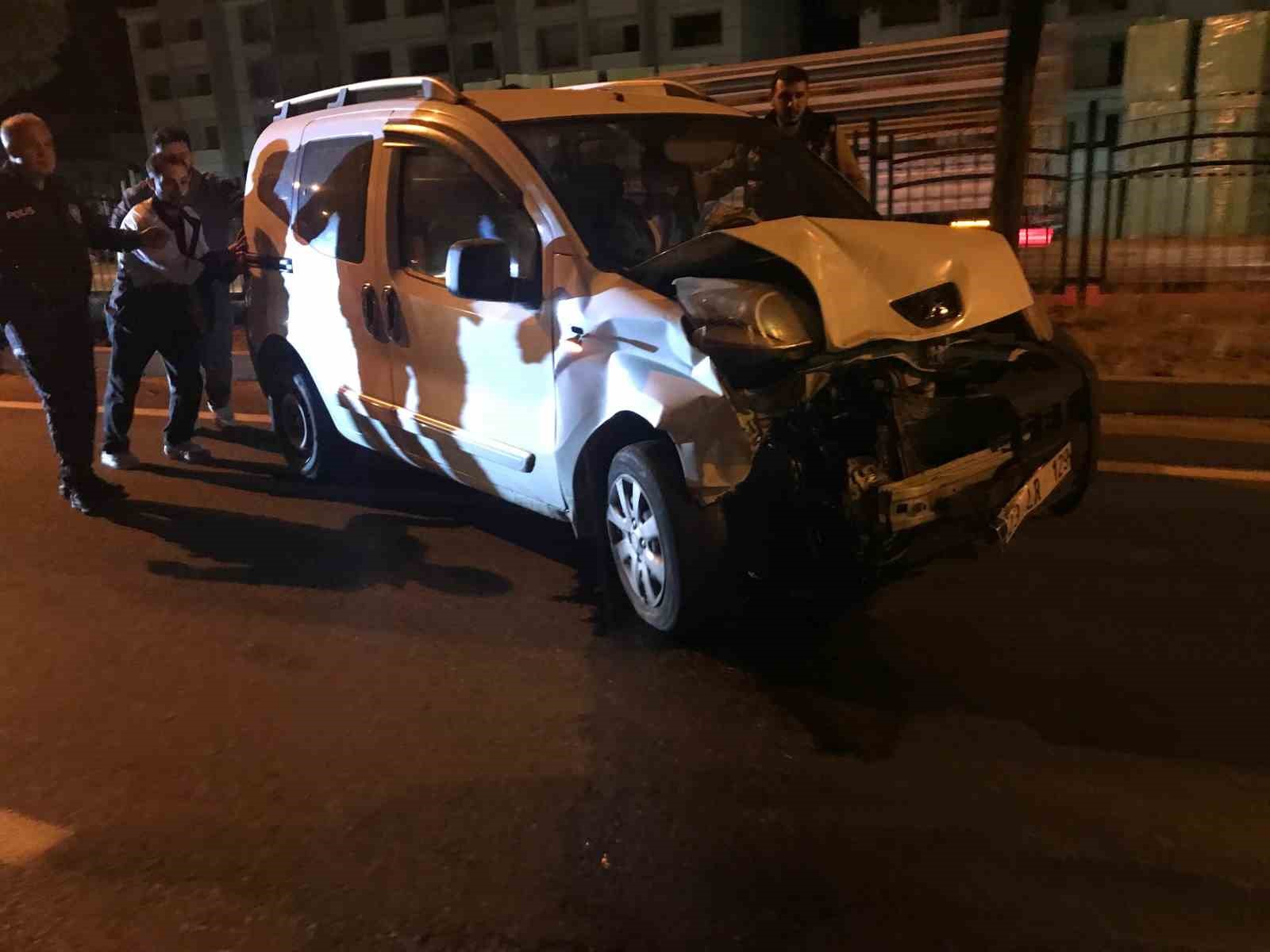 Bingöl’de trafik kazası: 3 yaralı
