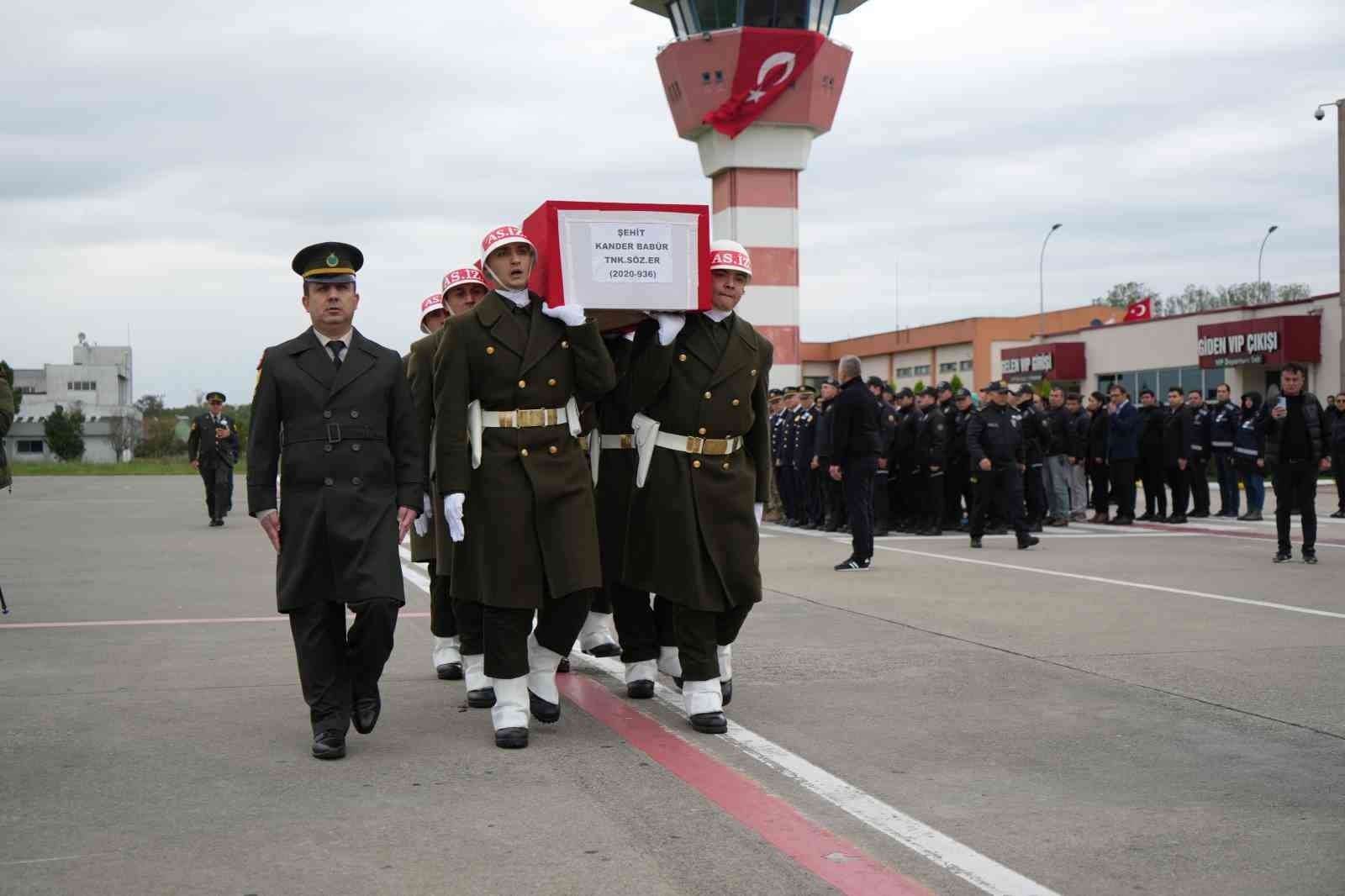 Şehit Kander Babür’ün naaşı Samsun’a getirildi