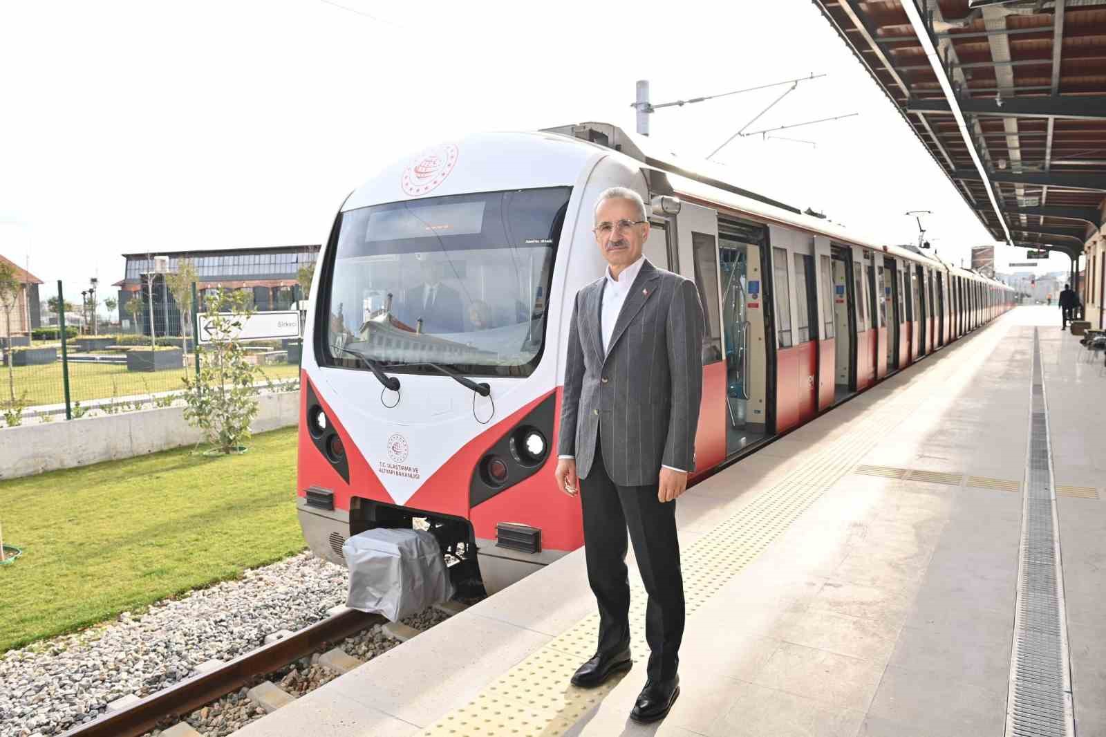 Marmaray 11 yılda 1 milyar 205 milyon yolcu taşıdı
