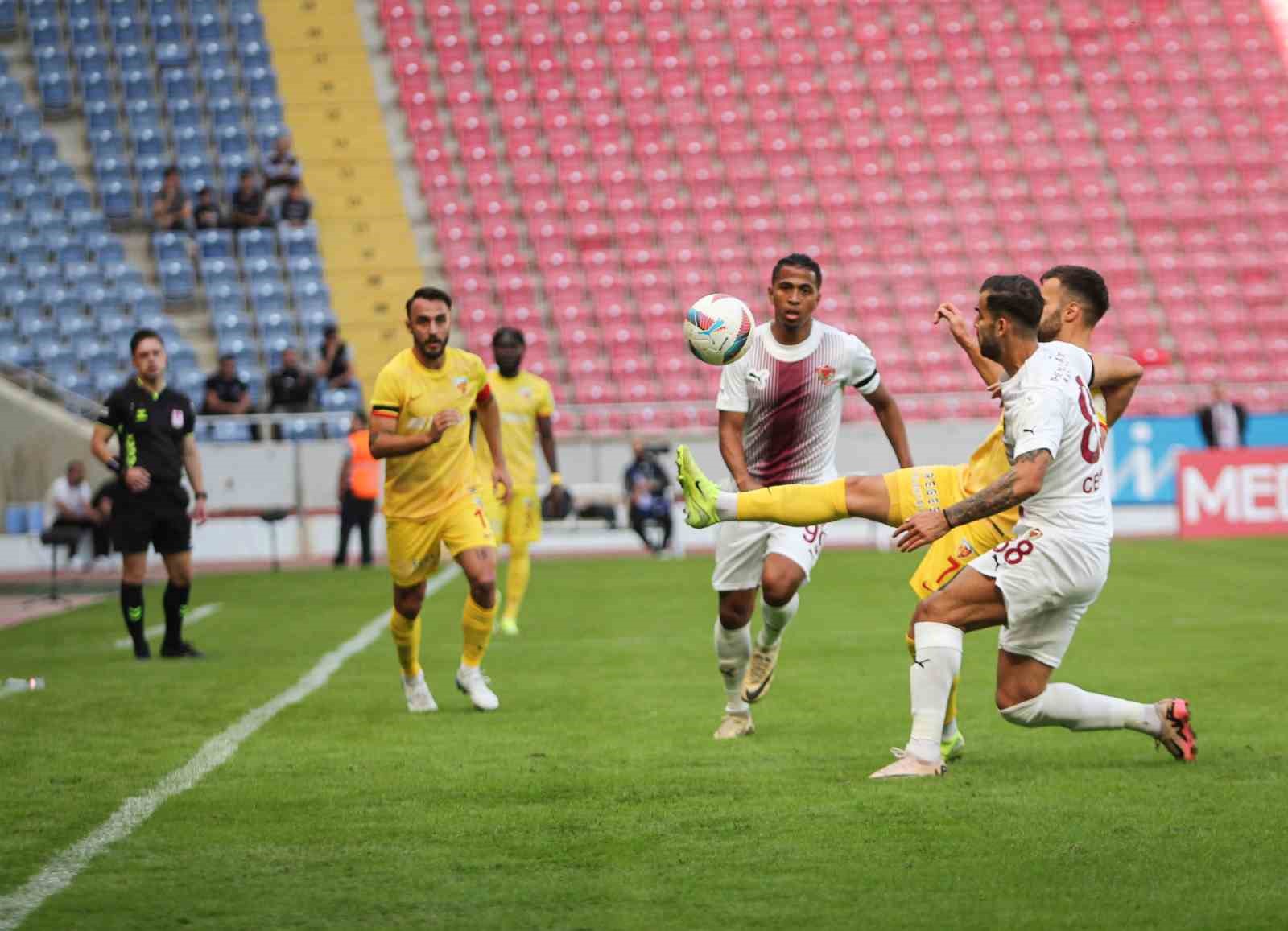 Trendyol Süper Lig: Hatayspor: 0 - Kayserispor: 0 (İlk yarı)