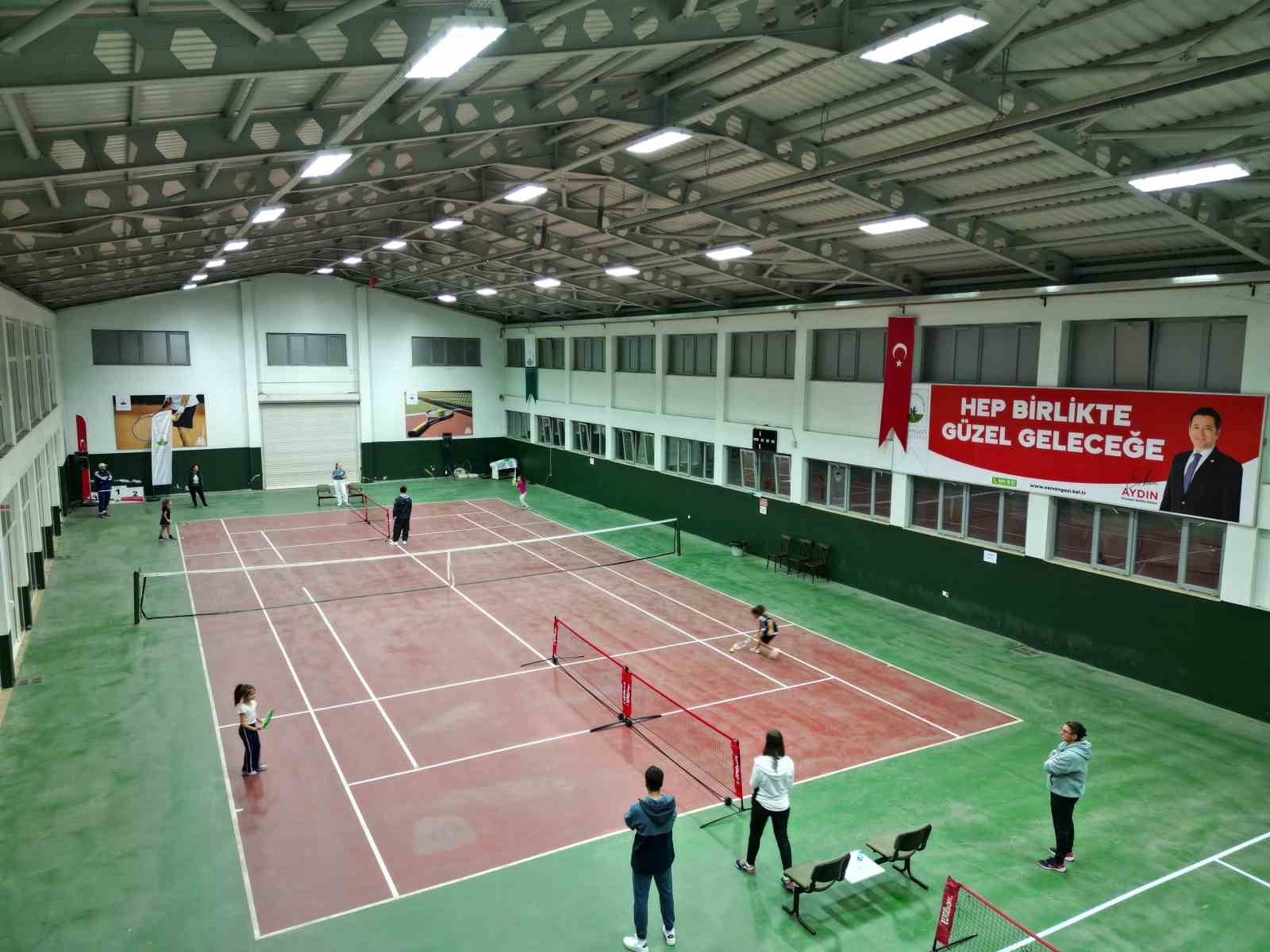 29 Ekim Cumhuriyet Kupası Tenis Turnuvası başladı
