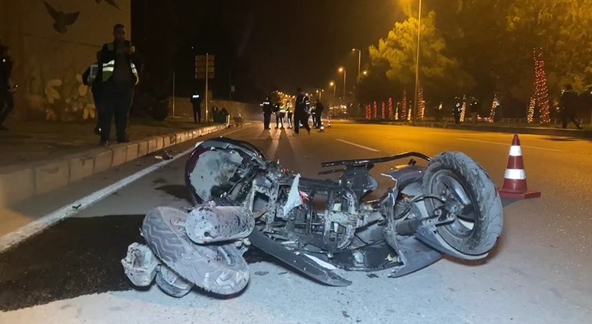 Karabük’te motosikletler çarpıştı: 1 ölü, 2 yaralı
