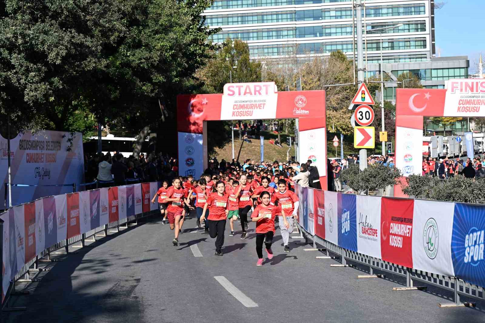 Gaziosmanpaşa Belediyesi’nden Cumhuriyet’in 101. yılına özel ’Cumhuriyet Koşusu’ etkinliği
