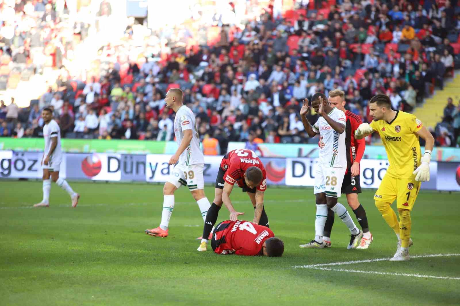 Trendyol Süper Lig: Gaziantep FK: 3 - Konyaspor: 1 (Maç sonucu)
