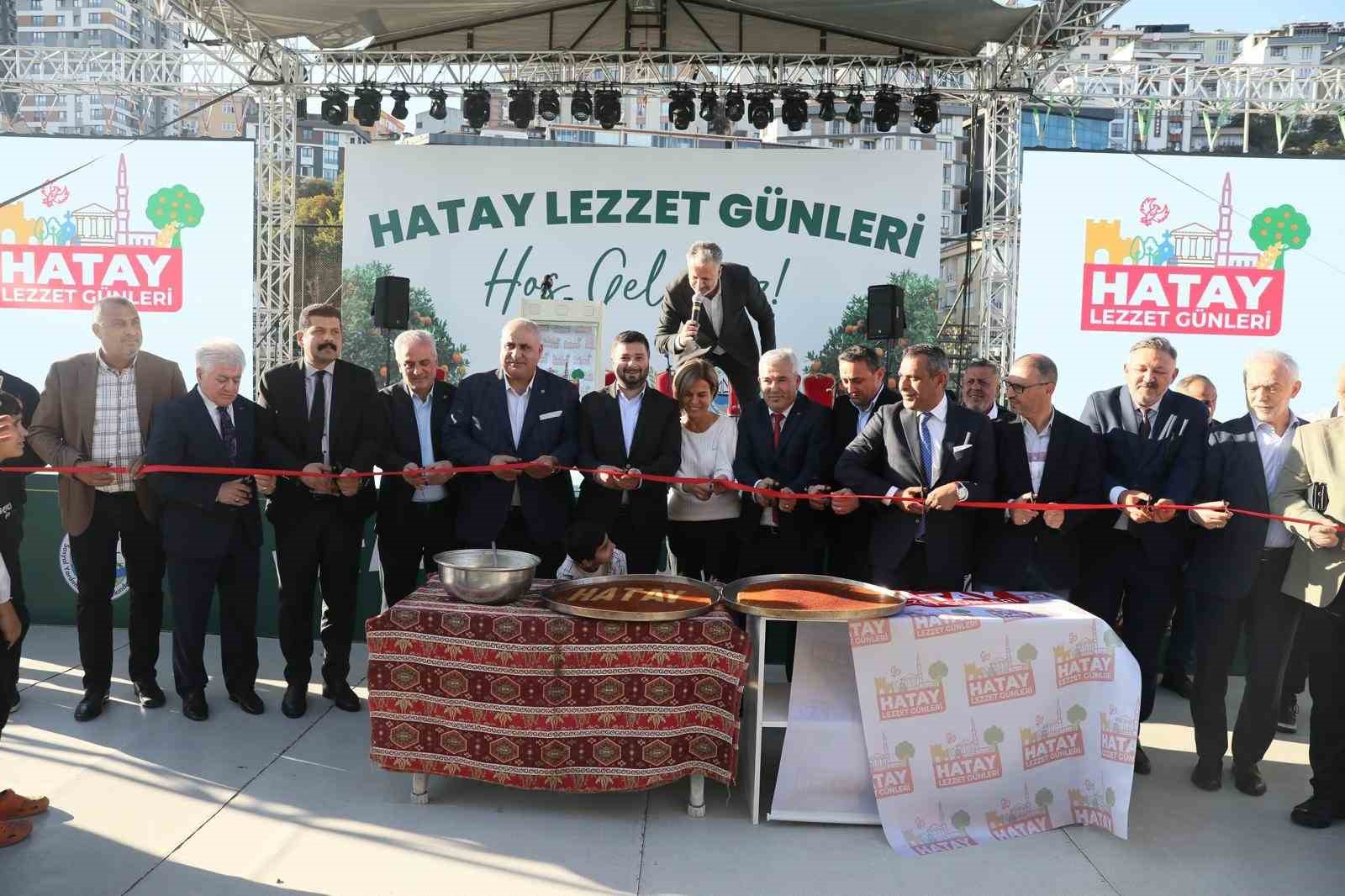 Hataylılar, Kağıthane Belediyesi tarafından düzenlenen ‘Hatay Tanıtım Günlerinde’ buluştu