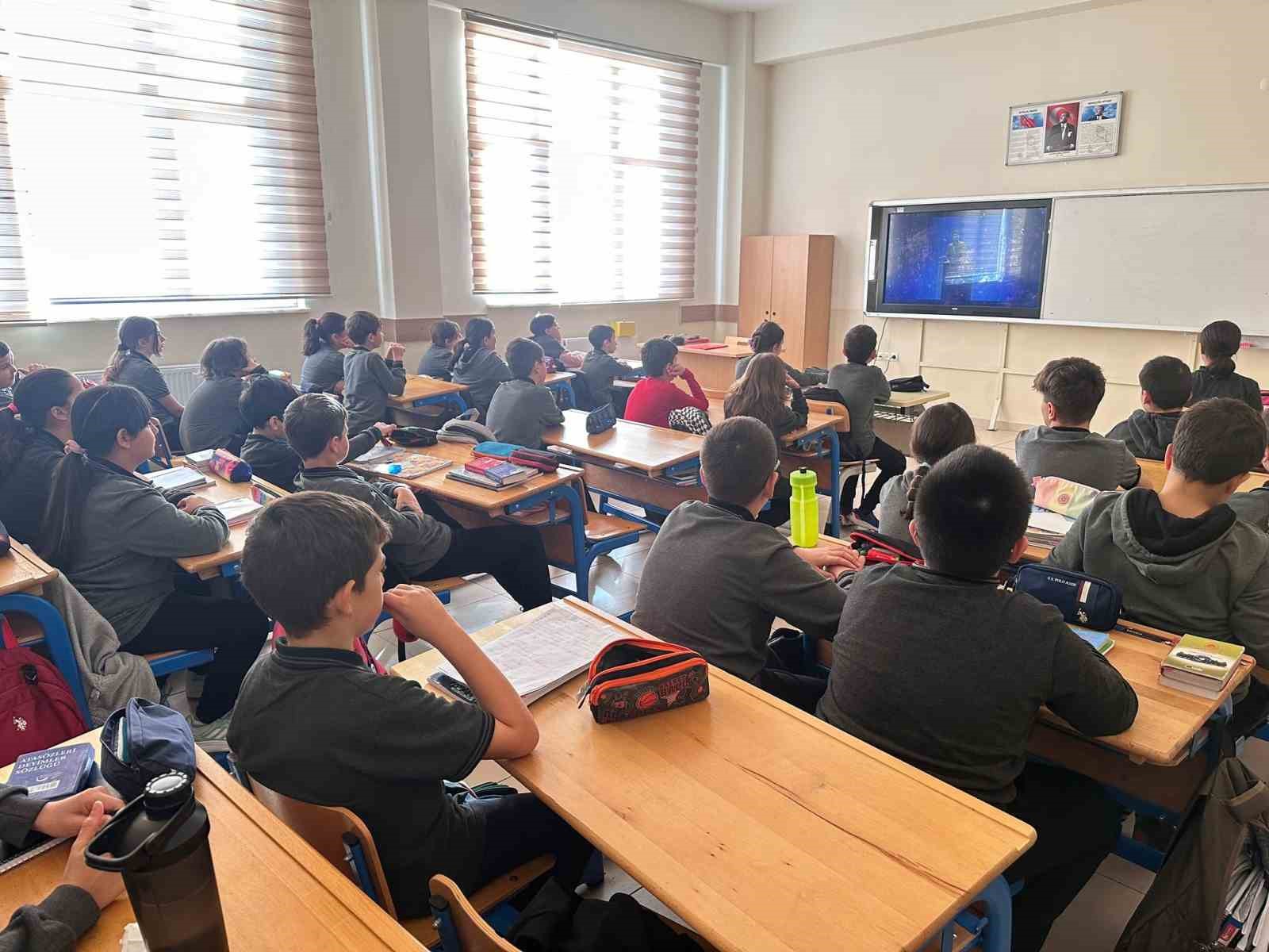 &quot;Dersimiz Cumhuriyete Doğru&quot;