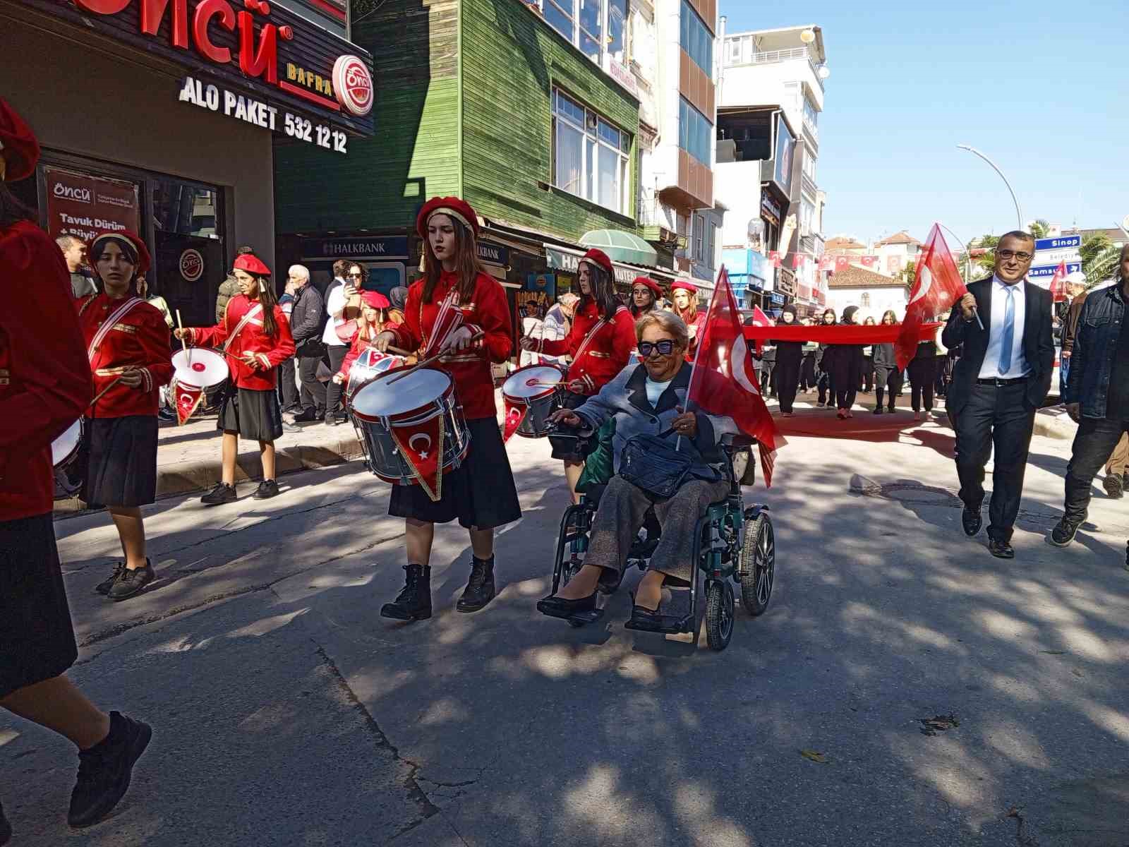 Bafra’da Cumhuriyet Yürüyüşü
