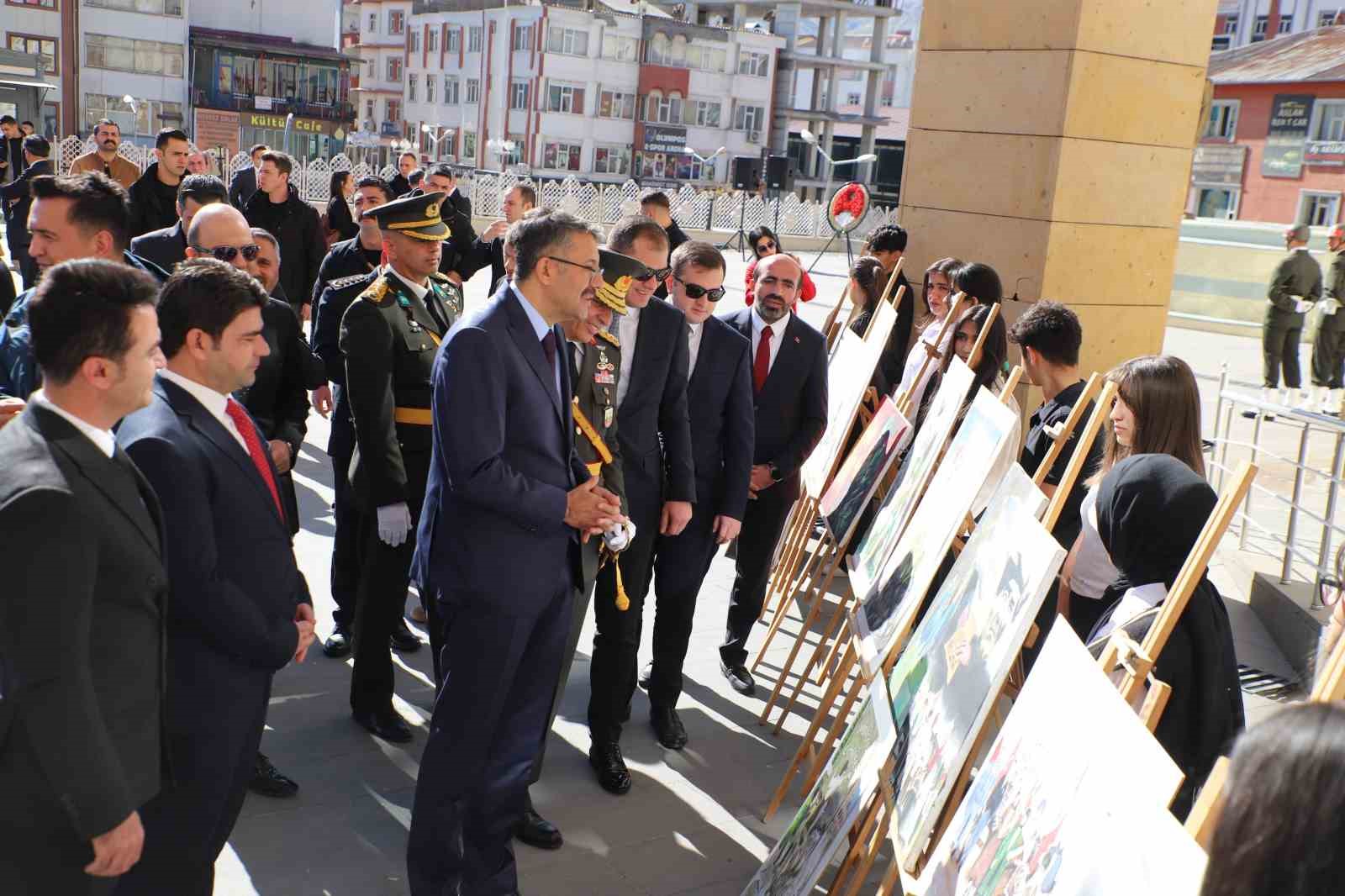 Hakkari’de Cumhuriyetin 101. yıl dönümü kutlamaları
