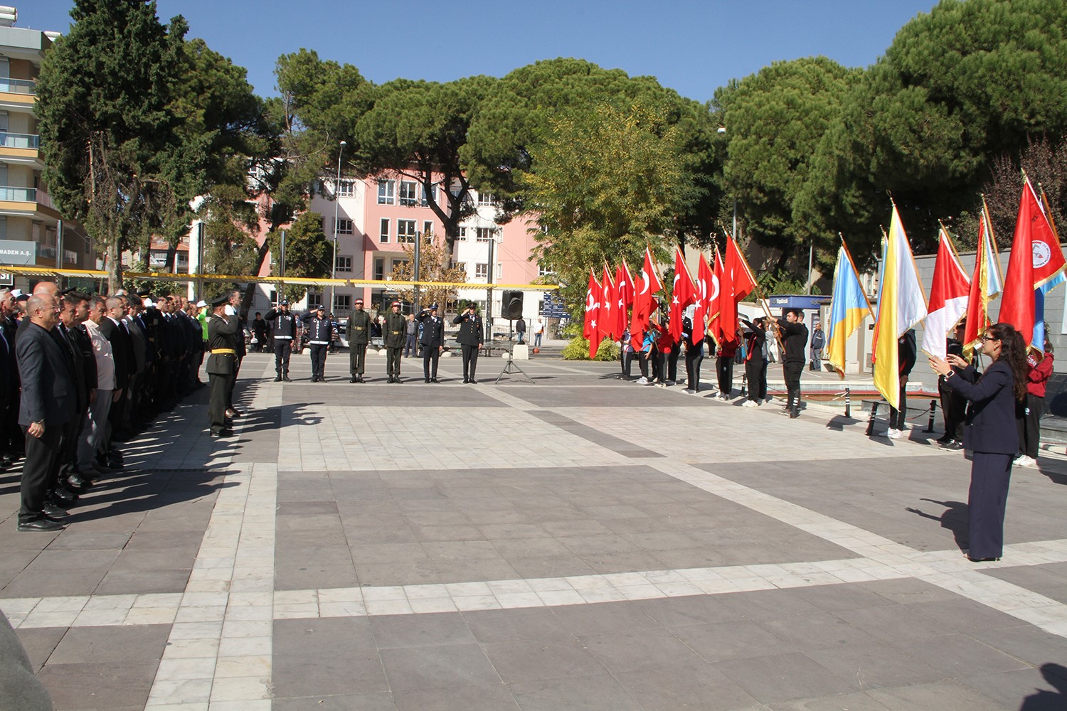 Kula’da Cumhuriyet Bayramı kutlamaları başladı
