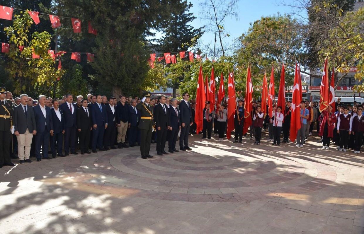 Besni’de 29 Ekim Cumhuriyet Bayramı kutlamaları başladı