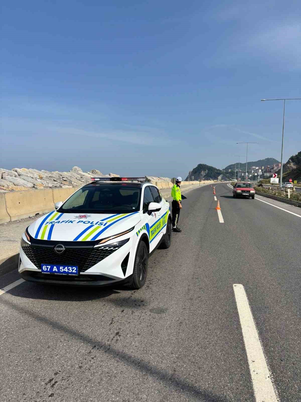 Zonguldak’ta jandarma ve polisin denetimleri sürüyor
