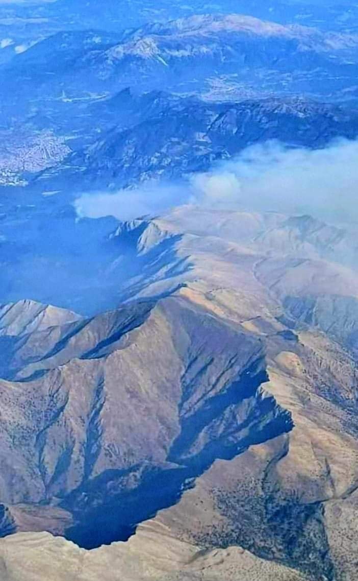 Denizli&rsquo;deki yangına 7 hava aracı ve 1069 personelle m&uuml;dahale ediliyor
