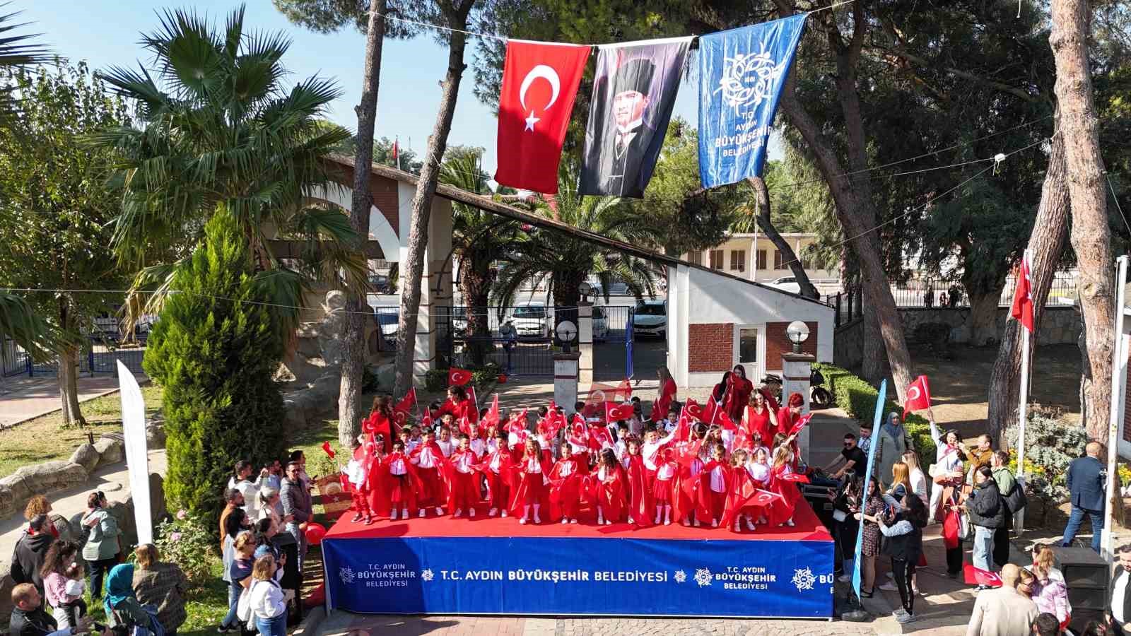 Cumhuriyet coşkusunu Nazilli’de ilk onlar yaşadı
