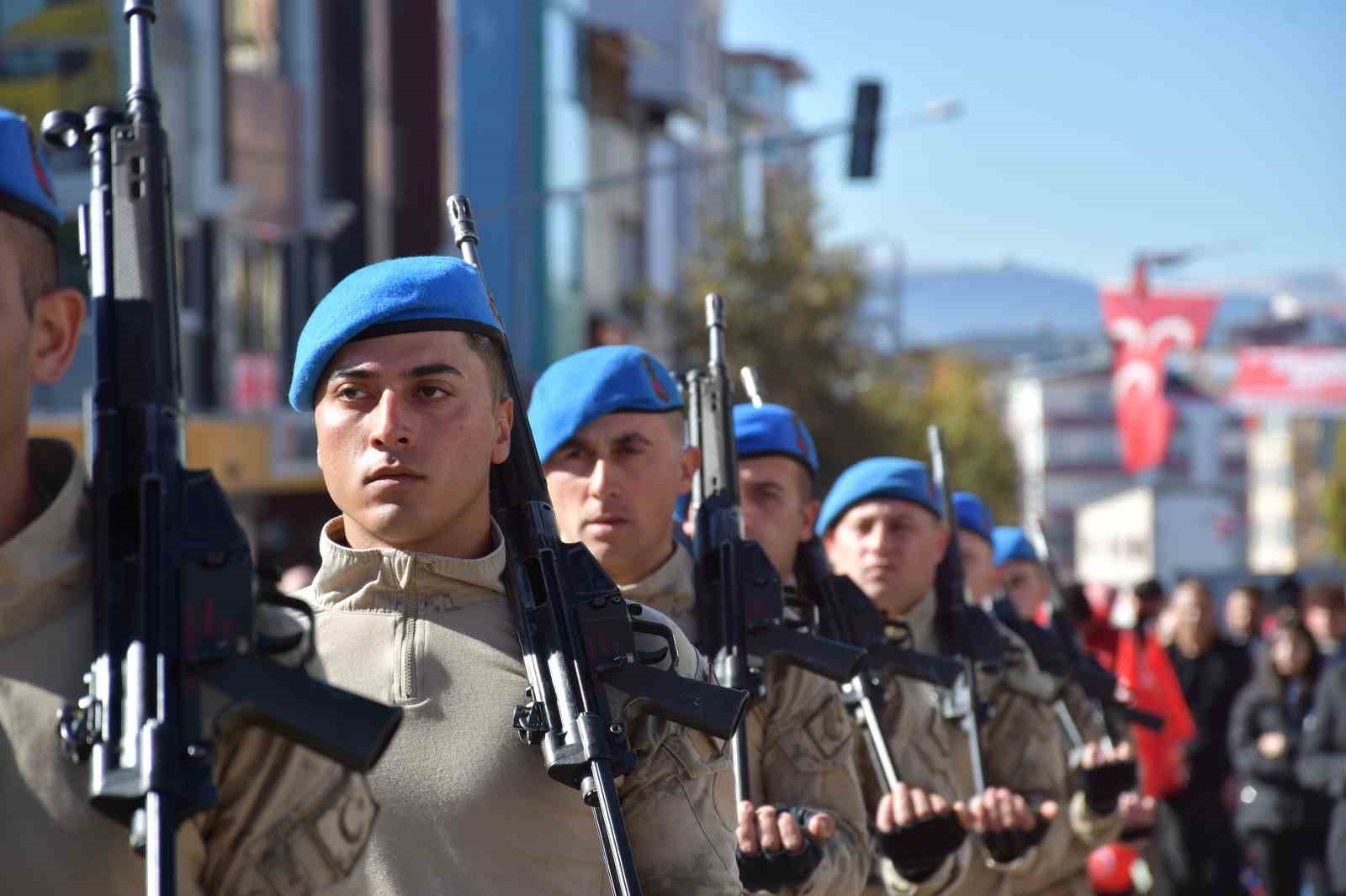 Ardahan’da Cumhuriyetin 101. yaşı coşkuyla kutlandı
