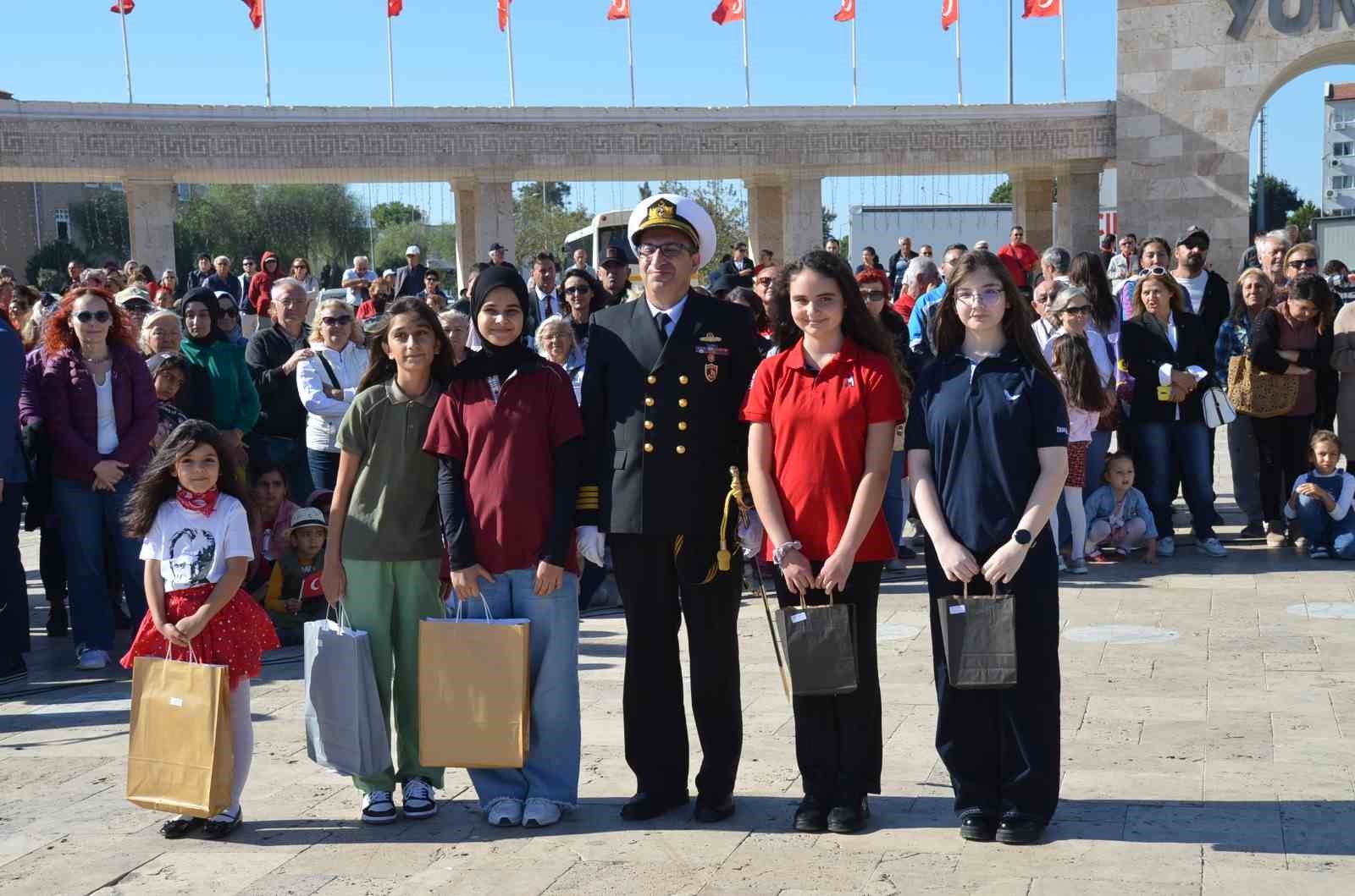 Didim’de 29 Ekim Cumhuriyet Bayramı renkli görüntülerle kutlandı