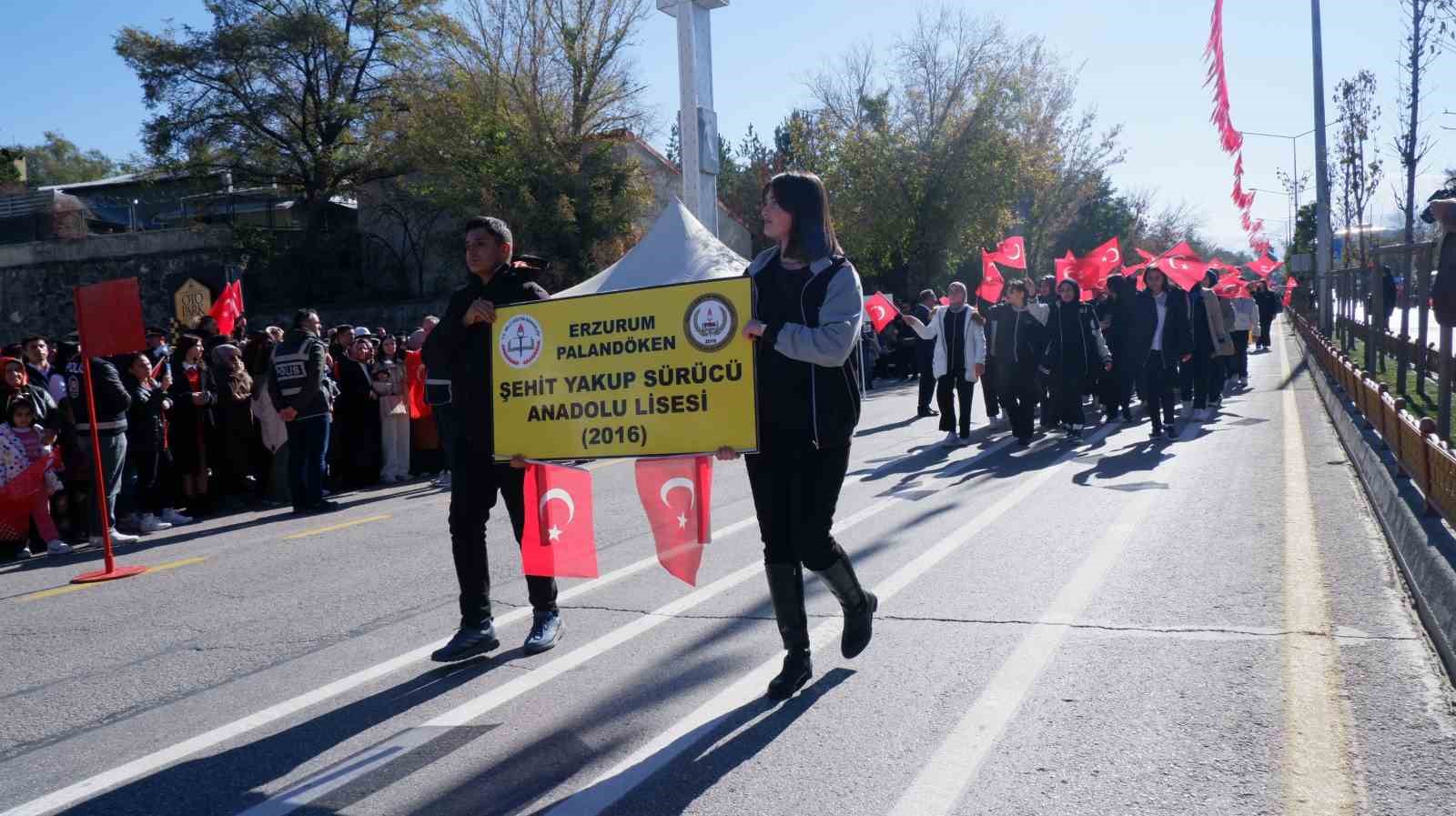 Erzurum’da Cumhuriyet Bayramı coşkusu
