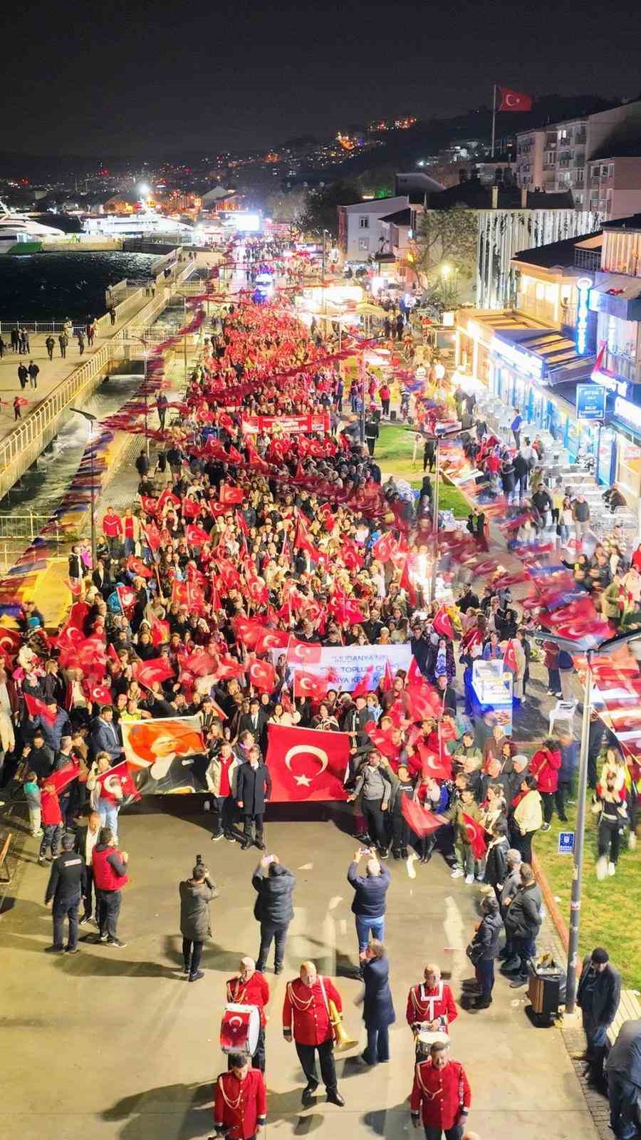 Mudanya’da denizden karaya cumhuriyet coşkusu
