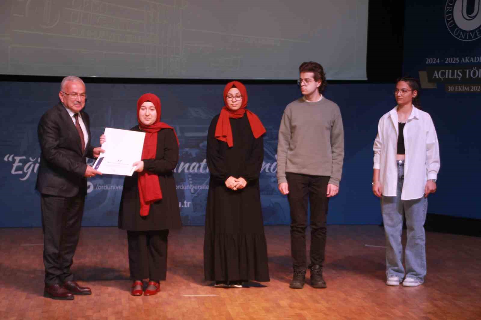 Ordu Büyükşehir Belediye Başkanı Güler: "Üniversite şehir ile bütünleşmeli”
