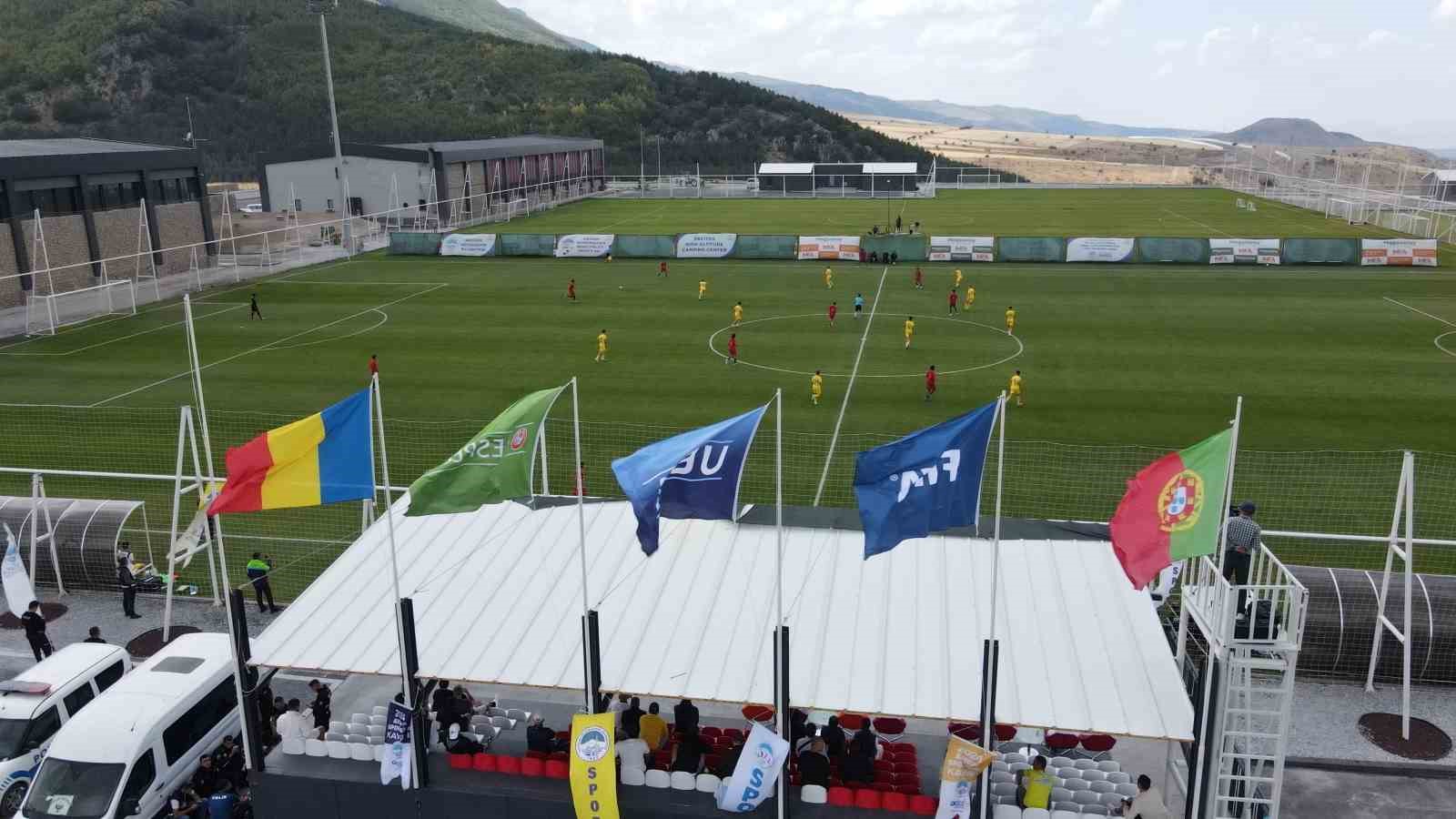 Erciyes sporun da merkezi olacak
