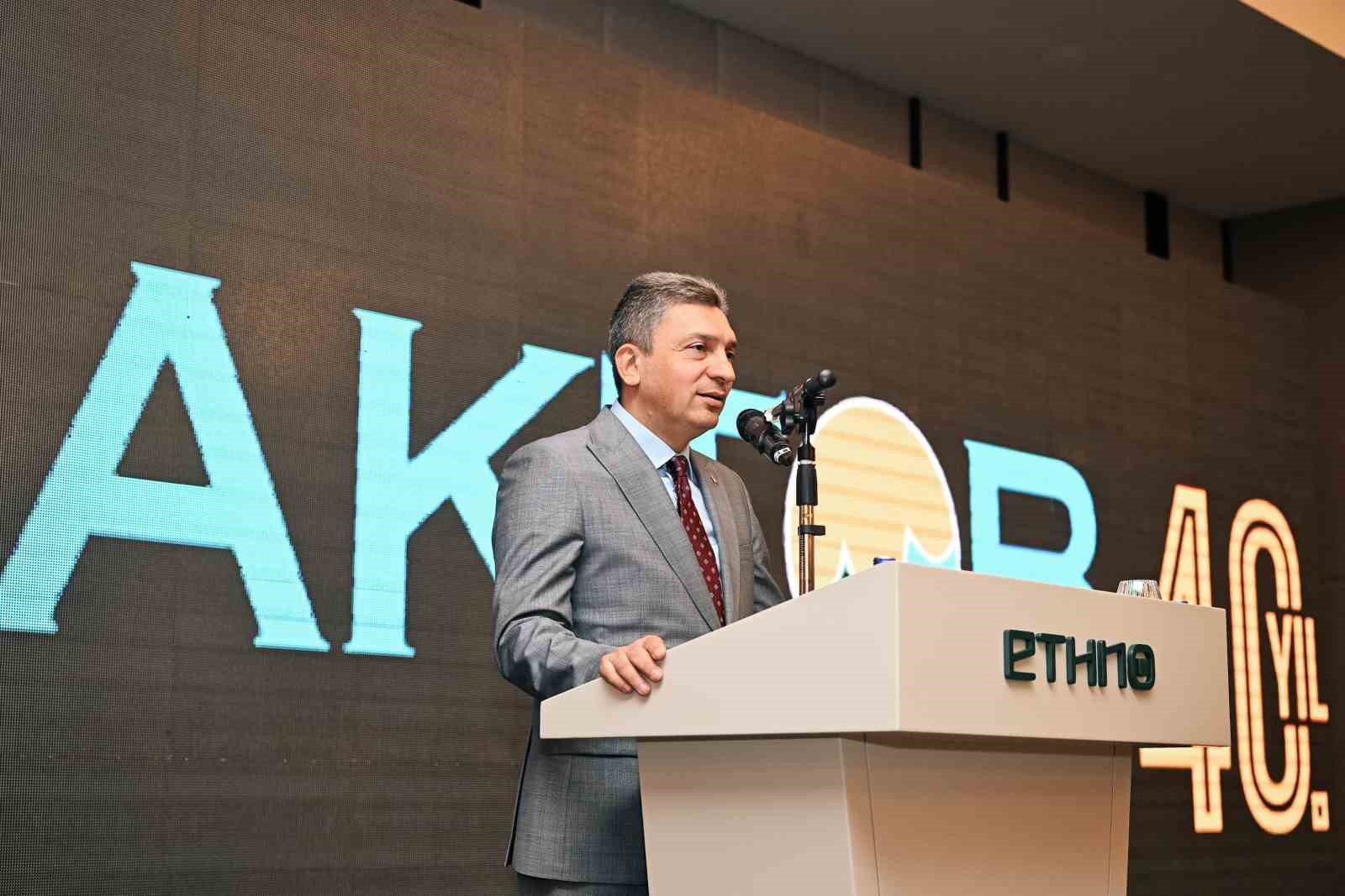 Antalya Belediye Başkanı Böcek: “Turizme hizmet için daha fazla pay almalıyız”