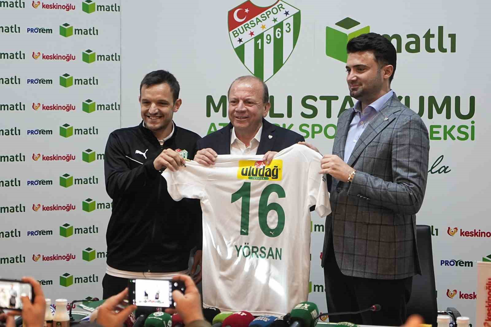 Bursaspor stadının ismi değişti
