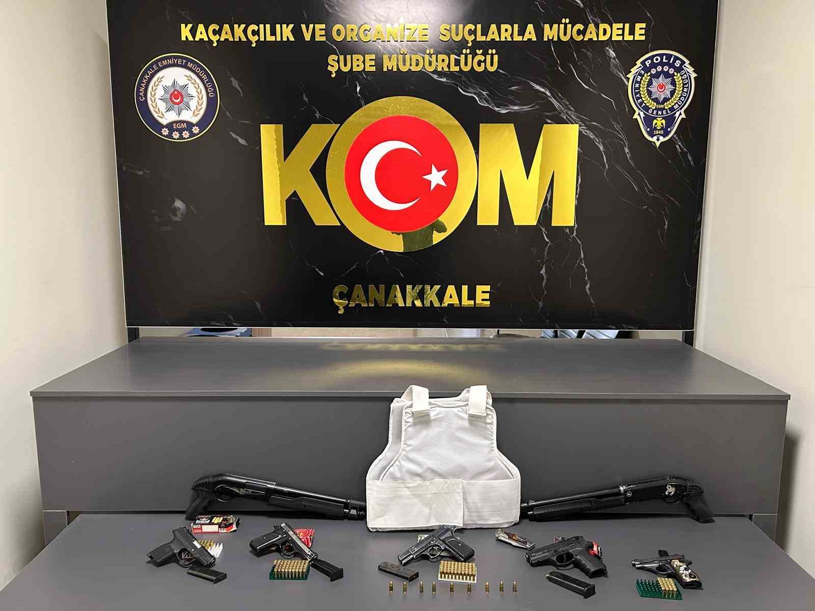 Çanakkale’de silah ticareti yapan 6 şüpheli yakalandı