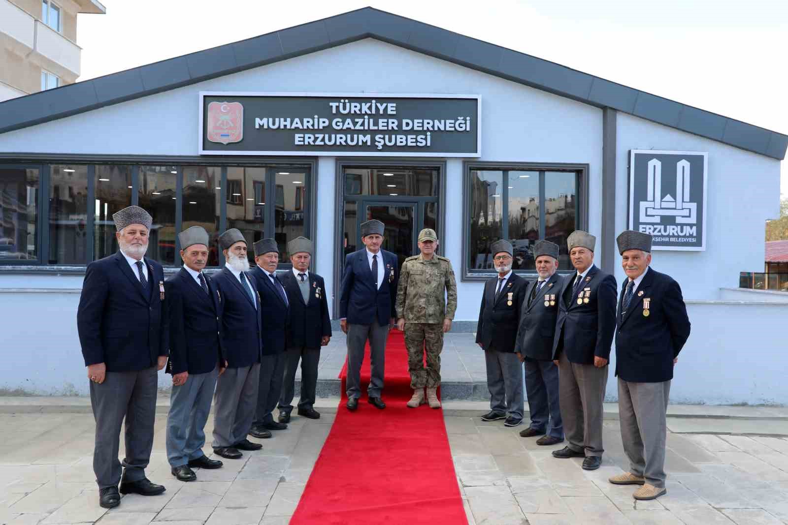 Altuğ Paşa&rsquo;dan Muharip Gazilere ziyaret
